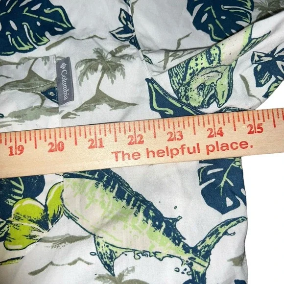 Fisherman Vacation Beachy Columbia PFG Trollers Best Sz L Shirt Swordfish Mahi - Picture 11 of 12
